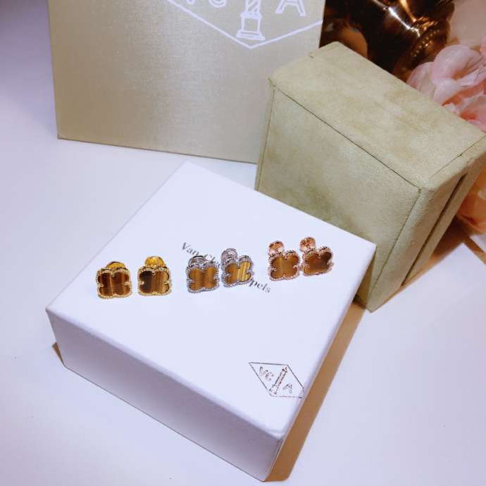 Picture of Van Cleef Arpels Earring _SKUVanCleef&Arpelsearring02cly4316325